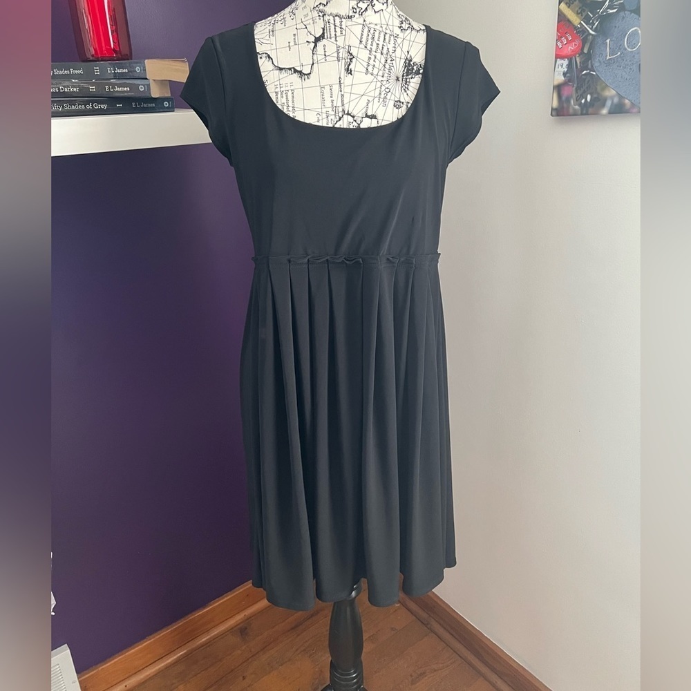 White House Black Matket Dress